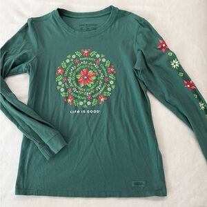 Women's Life is Good Poinsettia Mandala Christmas Green LS Crusher Tee Sz M E44